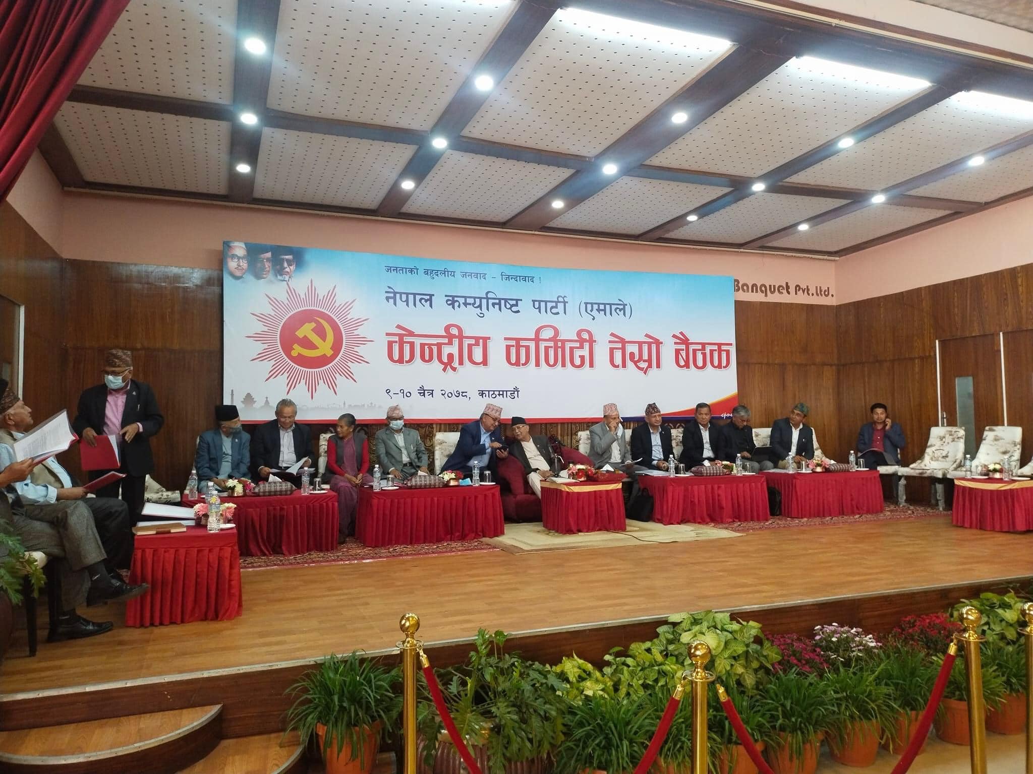 ओलीको प्रतिवेदनमा सत्ता गठबन्धनमाथि लोकतन्त्रको मानमर्दनदेखि नीतिगत सेटिङसम्मको आरोप